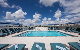 President Hotel Villa